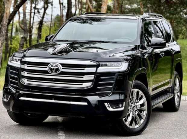 Toyota Land Cruiser J300, 2025, пробег 50 км