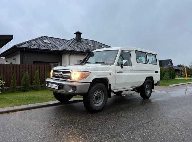 Toyota Land Cruiser J70 Рестайлинг