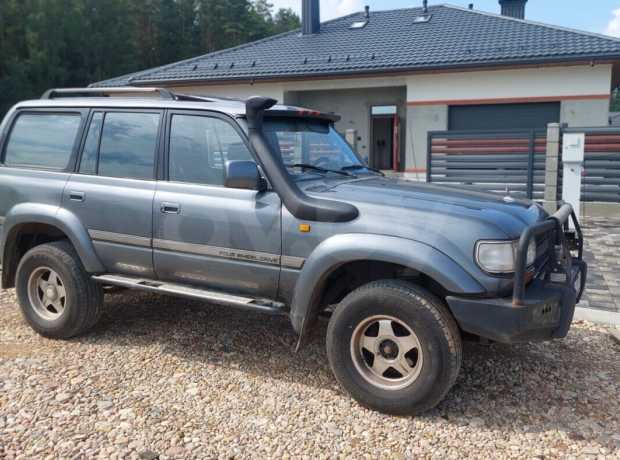 Toyota Land Cruiser J80