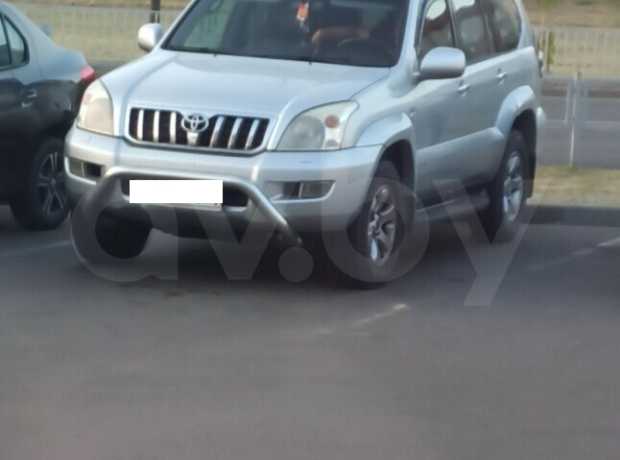 Toyota Land Cruiser Prado J120