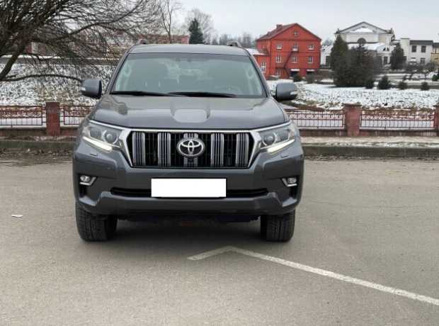 Toyota Land Cruiser Prado J150 2-й рестайлинг, 2019, пробег 105000 км Toyota Land Cruiser Prado J150 2-й рестайлинг, 2019, пробег 105000 км