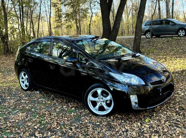 Toyota Prius III (XW30)