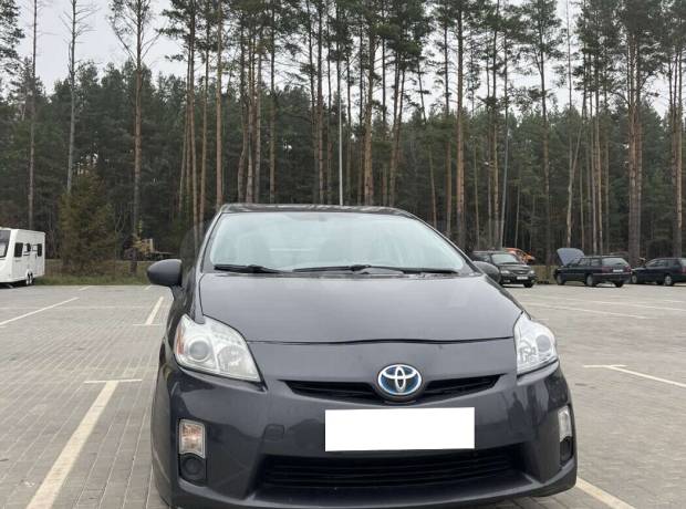 Toyota Prius III (XW30)