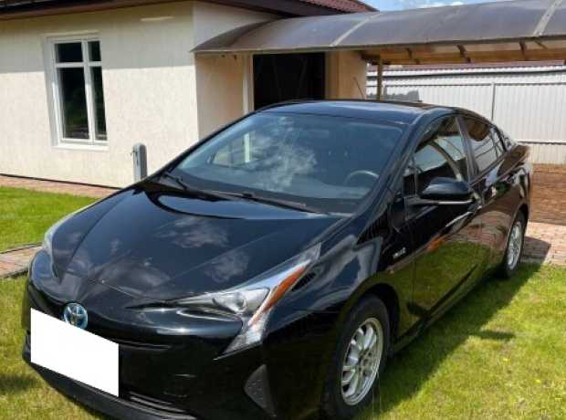 Toyota Prius IV (XW50), 2016, пробег 97000 км