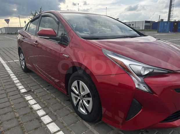 Toyota Prius IV (XW50)