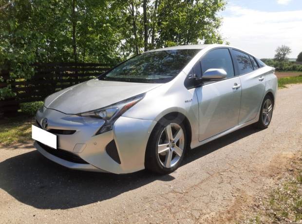 Toyota Prius IV (XW50)