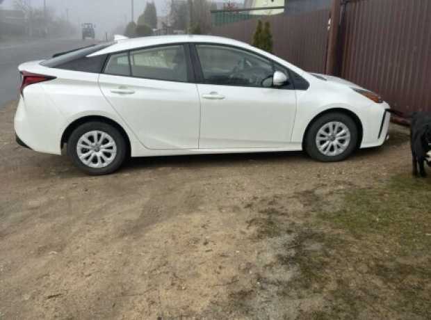 Toyota Prius IV (XW50)  Рестайлинг, 2019, пробег 66000 км