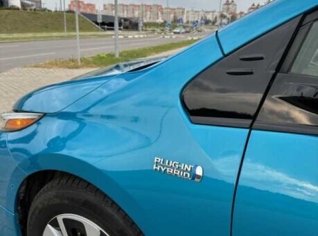 Toyota Prius Prime , 2017, пробег 80000 км