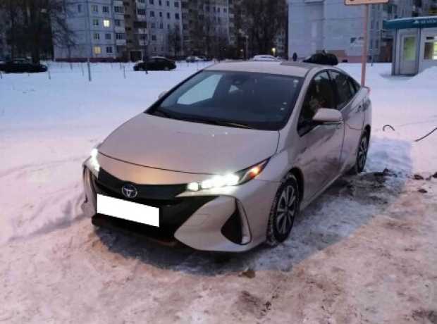 Toyota Prius Prime , 2019, пробег 126000 км