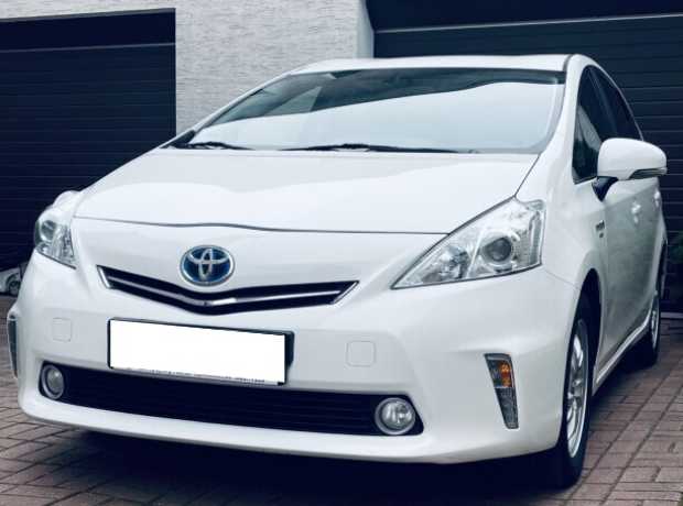 Toyota Prius V(+) ZVW40/41, 2014, пробег 299000 км