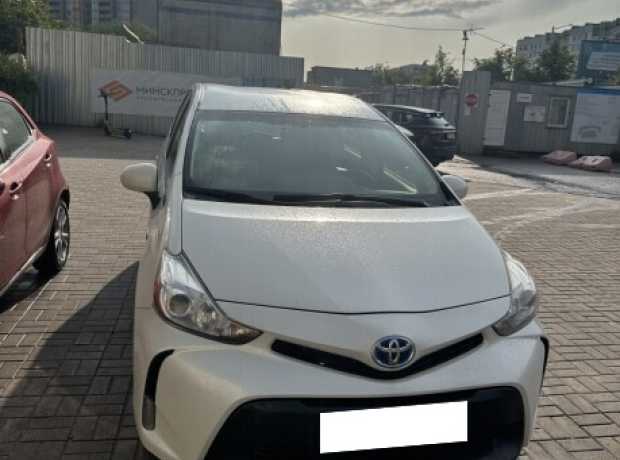 Toyota Prius V(+) ZVW40/41  Рестайлинг, 2015, пробег 190 км