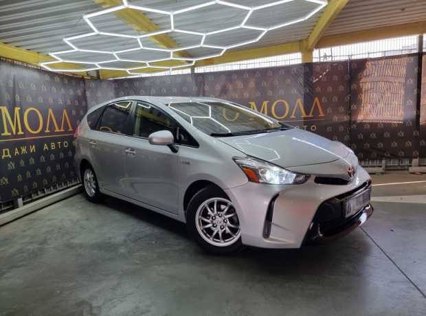 Toyota Prius V(+) ZVW40/41 Рестайлинг