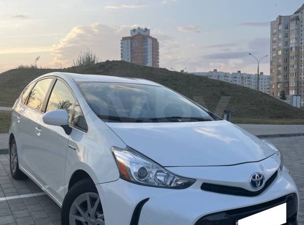 Toyota Prius V(+) ZVW40/41 Рестайлинг