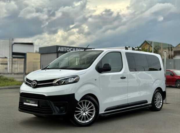 Toyota ProAce Verso II, 2017, пробег 223600 км