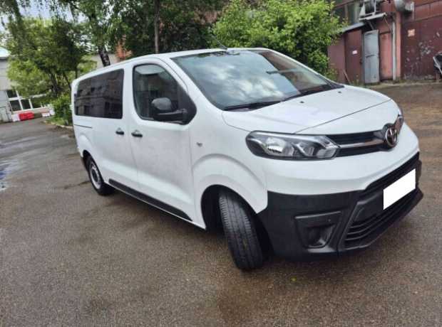Toyota ProAce Verso II, 2022, пробег 112000 км