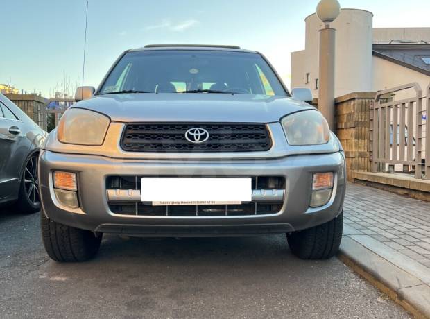 Toyota RAV4 II (XA20)