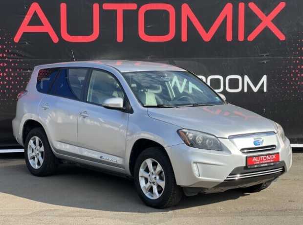 Toyota RAV4 III (XA30)  2-й рестайлинг, 2012, пробег 138200 км