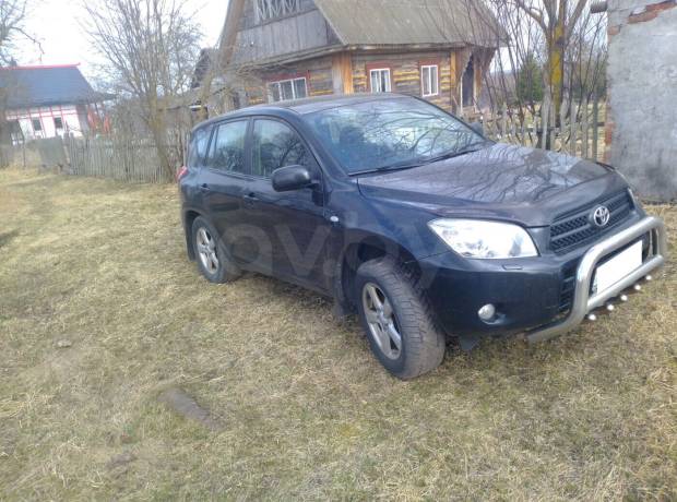 Toyota RAV4 III (XA30)