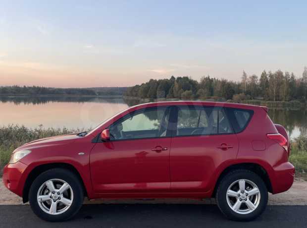 Toyota RAV4 III (XA30)