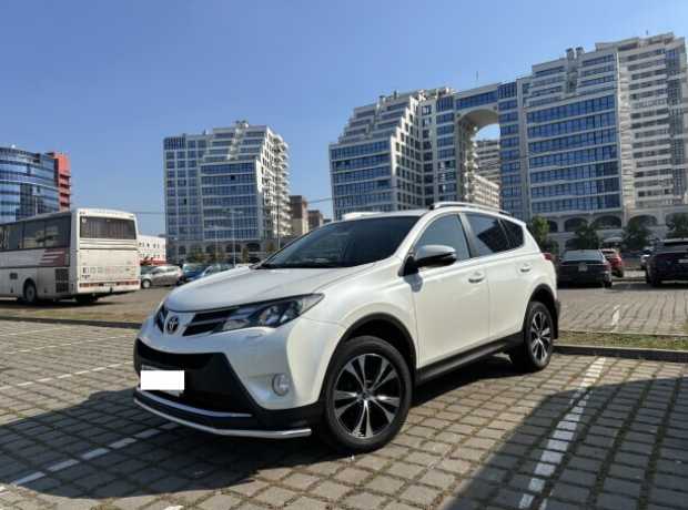 Toyota RAV4 IV (XA40), 2014, пробег 130000 км