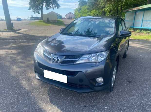 Toyota RAV4 IV (XA40), 2014, пробег 177000 км