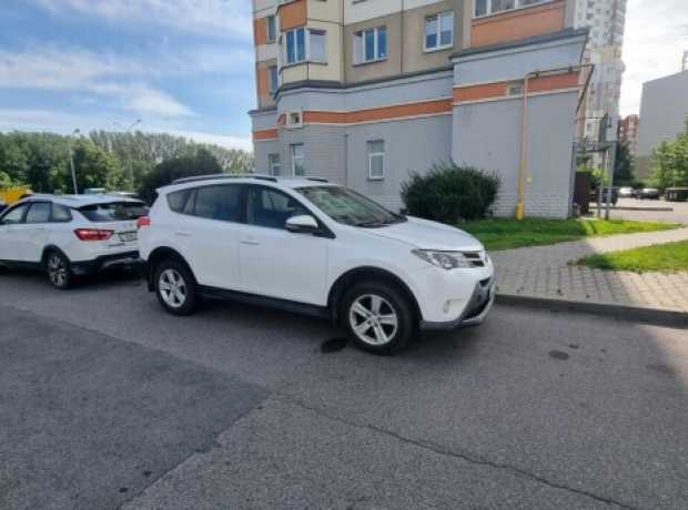 Toyota RAV4 IV (XA40), 2014, пробег 410000 км