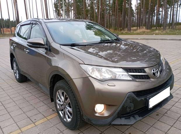 Toyota RAV4 IV (XA40)