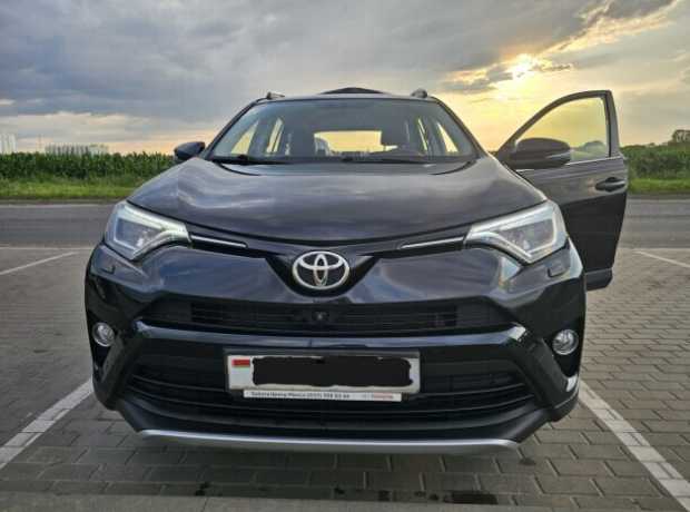 Toyota RAV4 IV (XA40)  Рестайлинг, 2015, пробег 97654 км