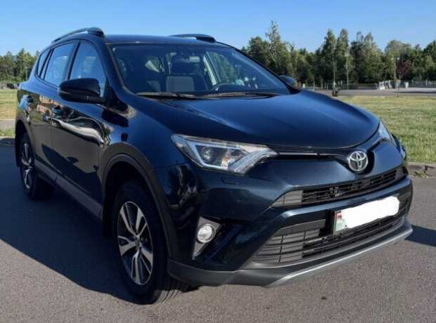 Toyota RAV4 IV (XA40)  Рестайлинг, 2016, пробег 113000 км