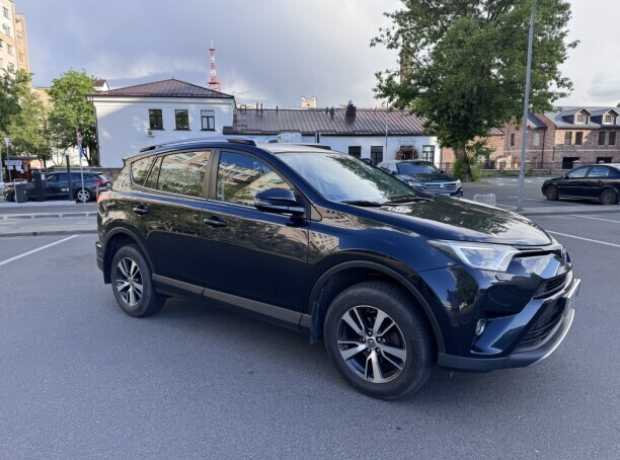 Toyota RAV4 IV (XA40)  Рестайлинг, 2016, пробег 113000 км