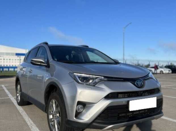 Toyota RAV4 IV (XA40)  Рестайлинг, 2018, пробег 117000 км