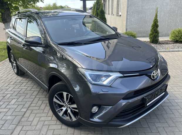 Toyota RAV4 IV (XA40) Рестайлинг