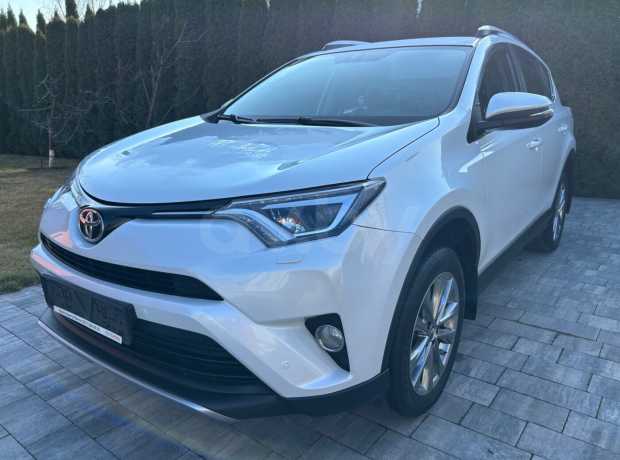Toyota RAV4 IV (XA40) Рестайлинг