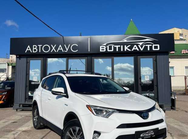 Toyota RAV4 IV (XA40) Рестайлинг