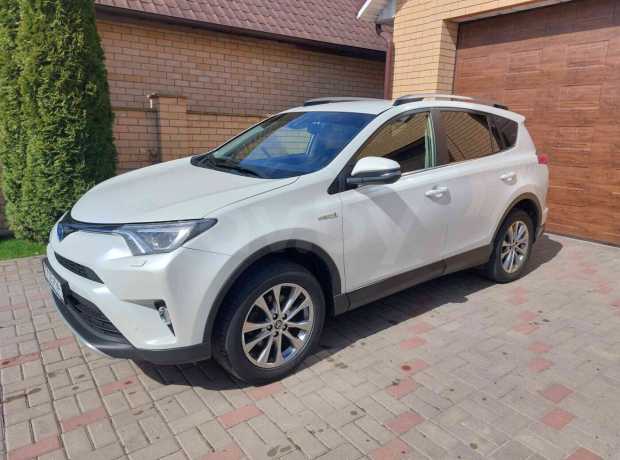 Toyota RAV4 IV (XA40) Рестайлинг