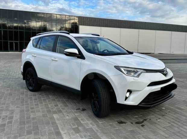 Toyota RAV4 IV (XA40) Рестайлинг