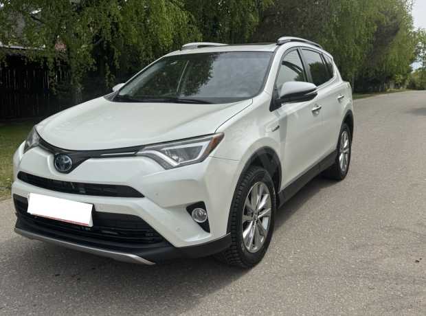 Toyota RAV4 IV (XA40) Рестайлинг
