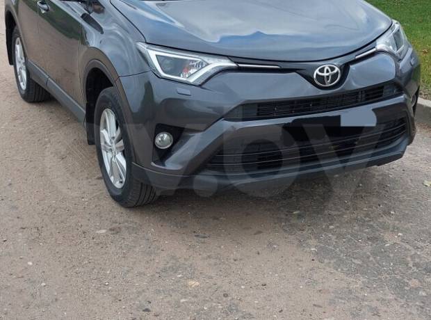 Toyota RAV4 IV (XA40) Рестайлинг