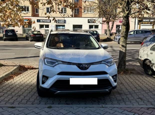 Toyota RAV4 IV (XA40) Рестайлинг