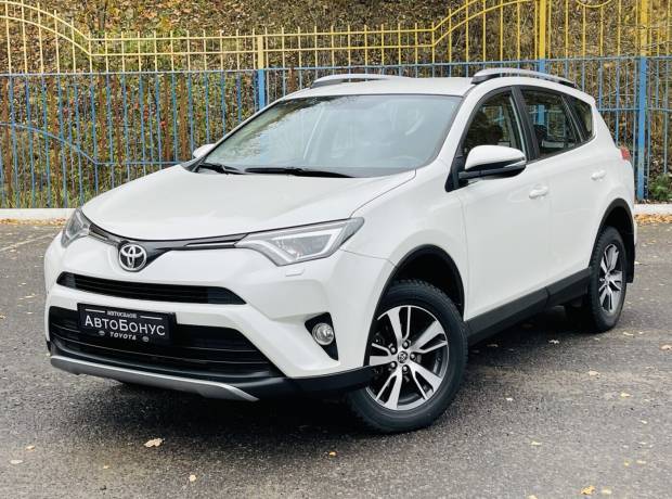 Toyota RAV4 IV (XA40) Рестайлинг