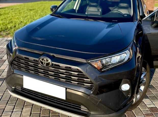 Toyota RAV4 V (XA50), 2018, пробег 102000 км