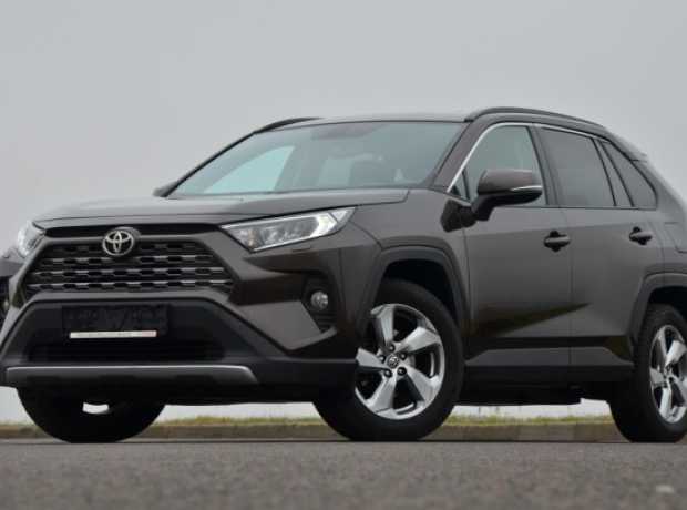 Toyota RAV4 V (XA50), 2019, пробег 194000 км