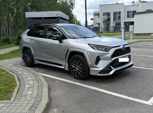 Toyota RAV4 V (XA50), 2019, пробег 68000 км