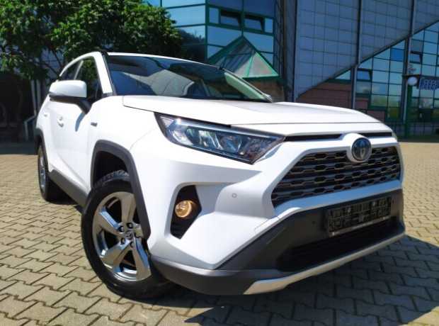 Toyota RAV4 V (XA50), 2019, пробег 81200 км