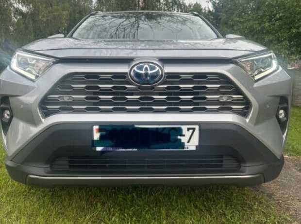 Toyota RAV4 V (XA50), 2019, пробег 98000 км
