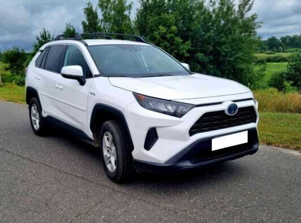 Toyota RAV4 V (XA50), 2019, пробег 98900 км