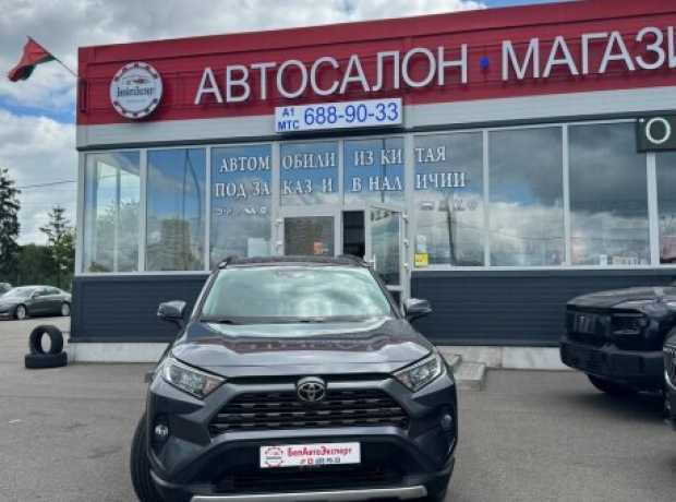 Toyota RAV4 V (XA50), 2020, пробег 18000 км