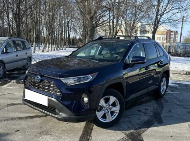 Toyota RAV4 V (XA50), 2020, пробег 39300 км