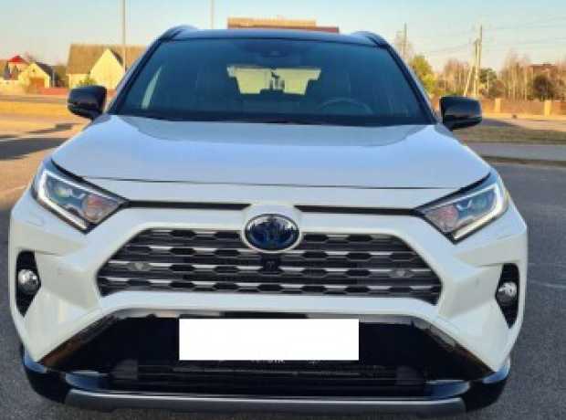 Toyota RAV4 V (XA50), 2020, пробег 40000 км