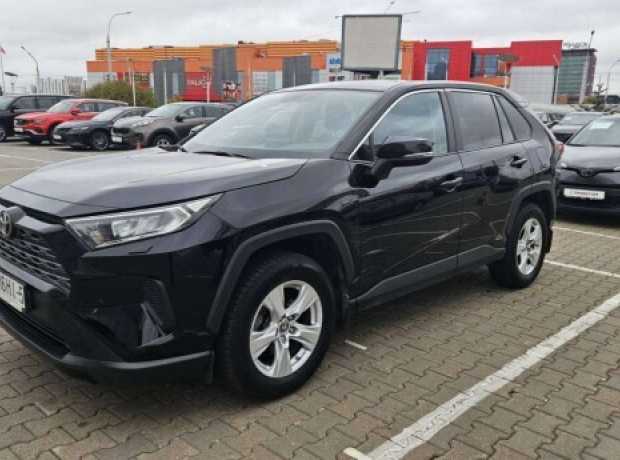 Toyota RAV4 V (XA50), 2020, пробег 68500 км